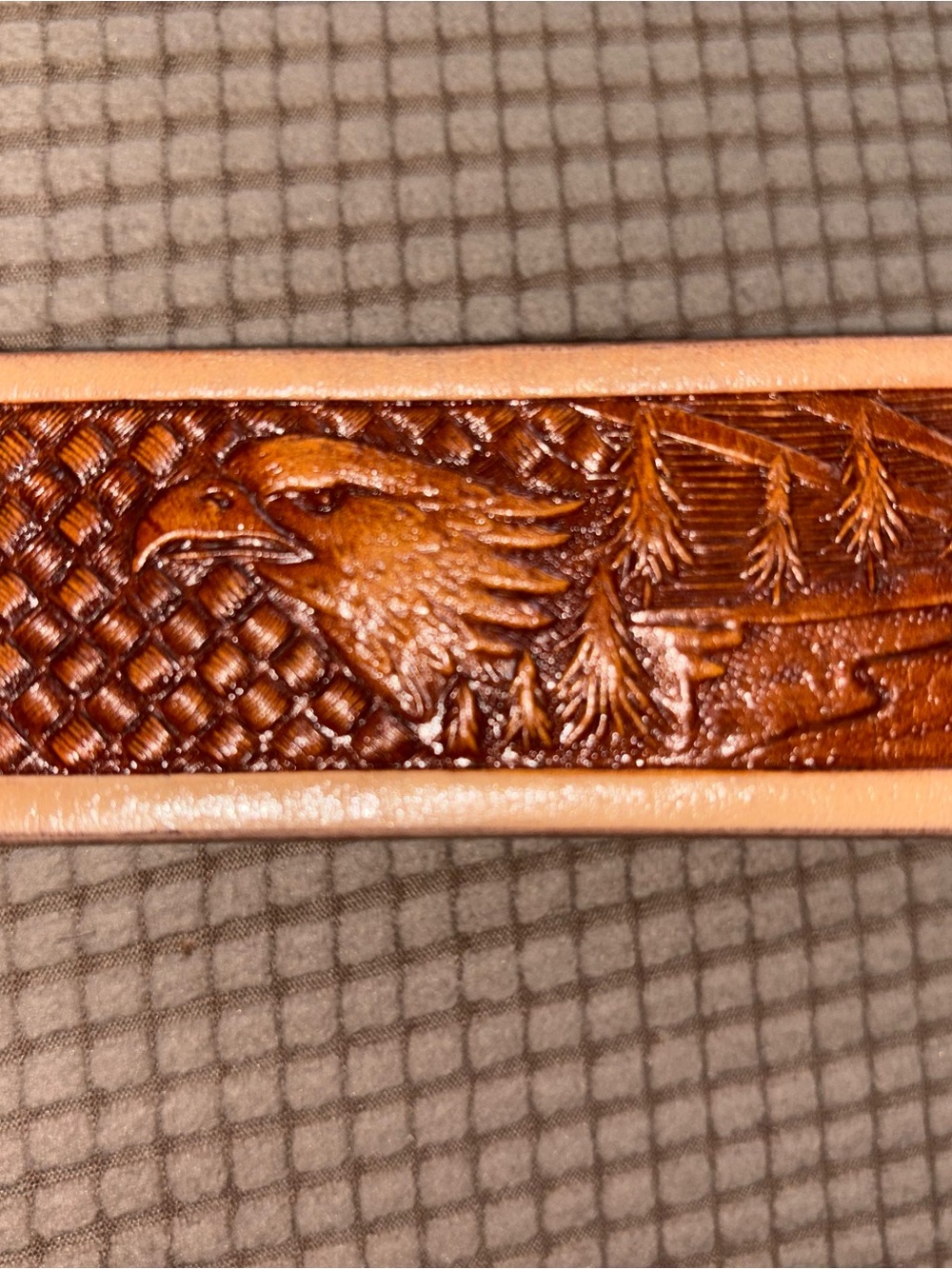 Boy Scout Tooled Brown Leather Belt with logo Buckle and designs marked size 50 - Picture 5 of 10